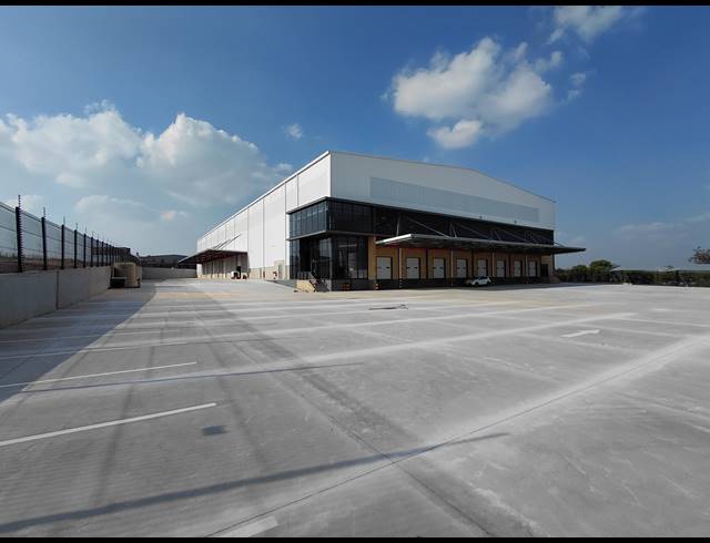 6,700M² WAREHOUSE TO LET IN BREDELL